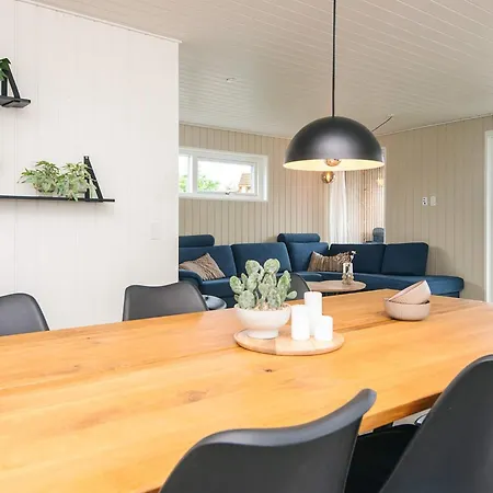 Feriehus Luxury Seaside Retreat In