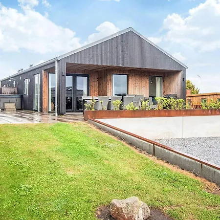 Feriehus Luxury Seaside Retreat In *